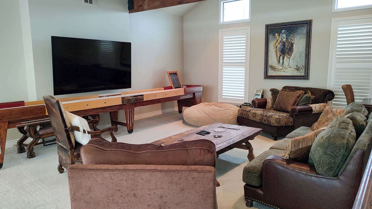 Photo of Livingroom in Granite Shoals