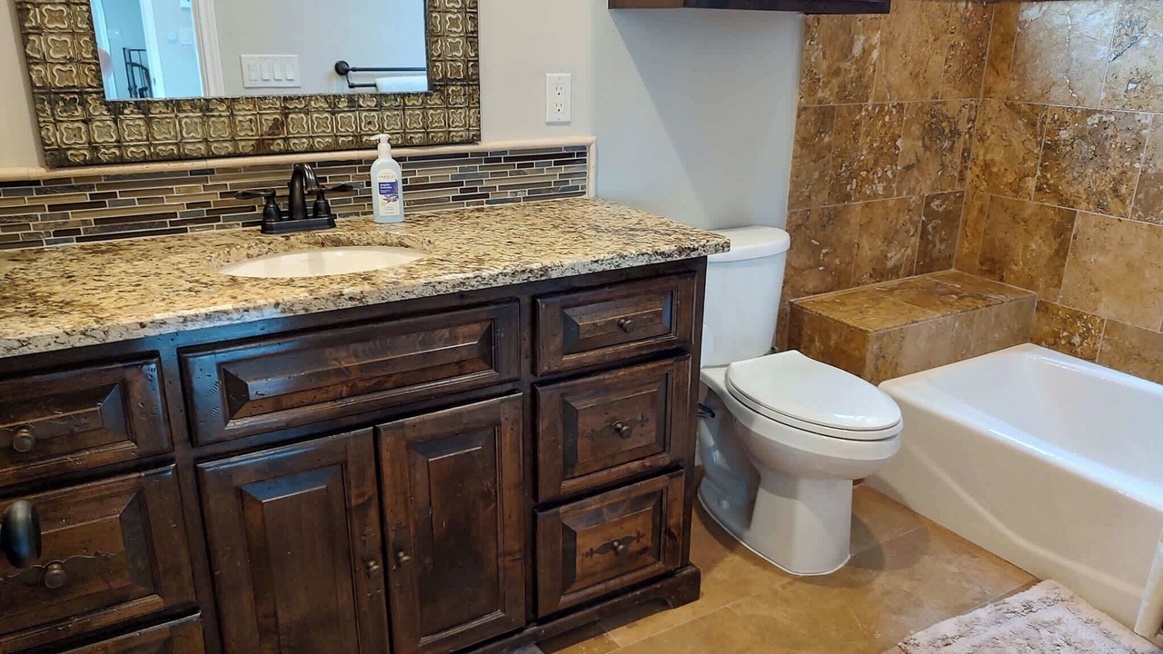 Photo of Bathroom in Granite Shoals