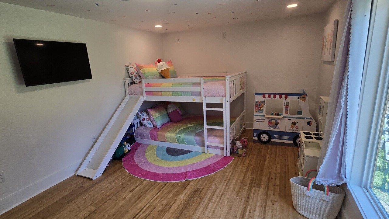 Photo of Bedroom in Peletier