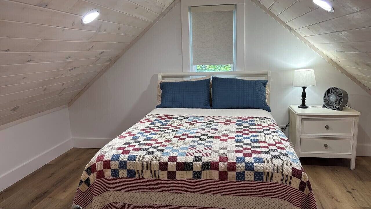 Photo of Bedroom in Eagle Rock