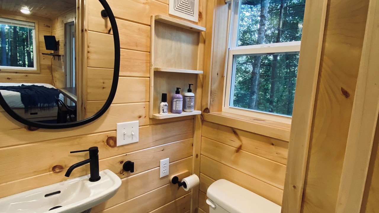 Photo of Bathroom in Todd