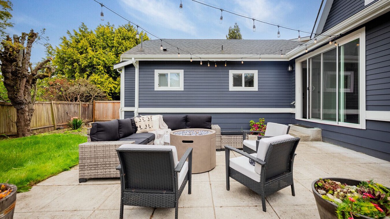 Photo of Outdoor in Ballard