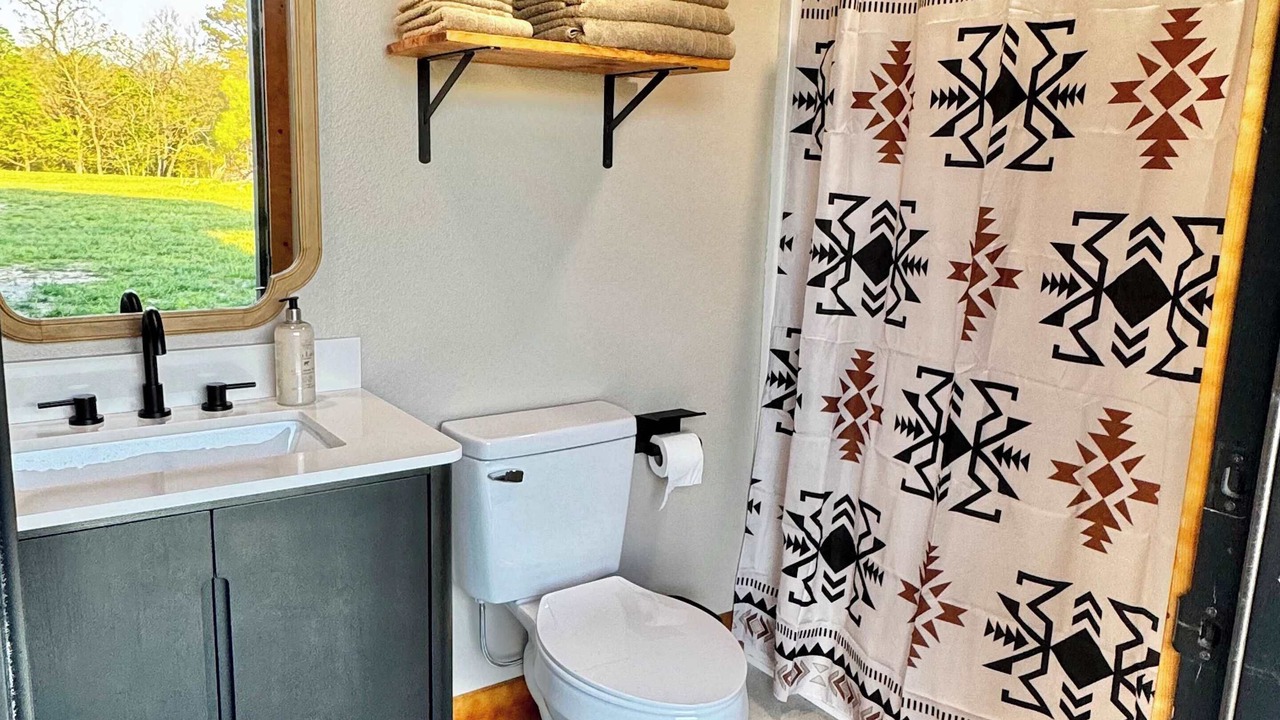 Photo of Bathroom in Tahlequah
