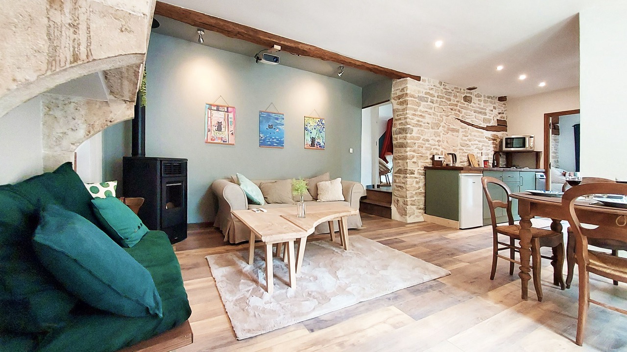 Photo of Livingroom in Saint-Romain