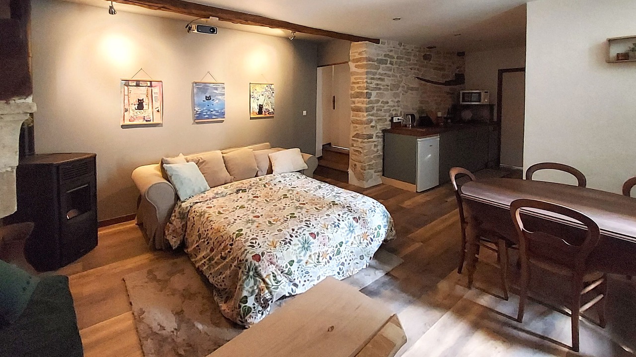 Photo of Bedroom in Saint-Romain