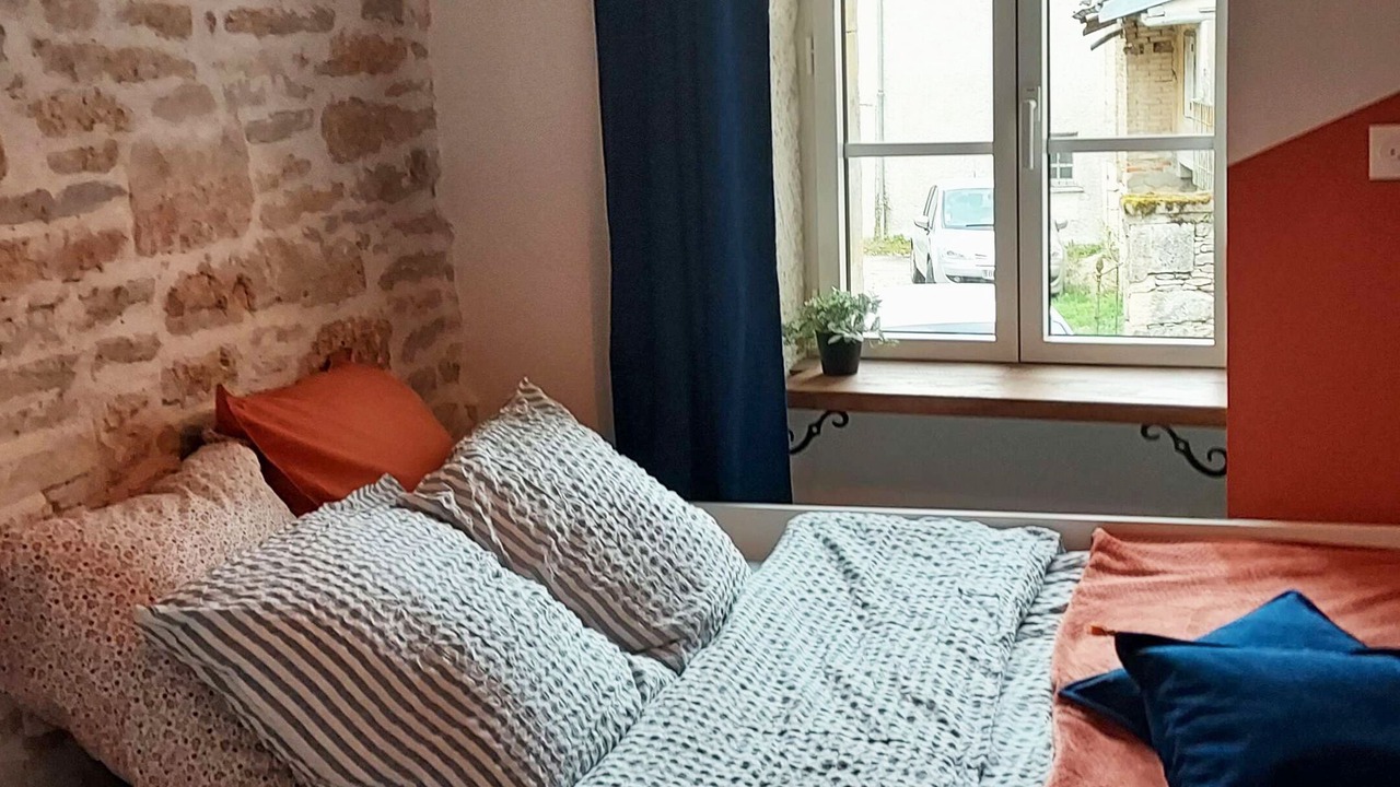 Photo of Bedroom in Saint-Romain