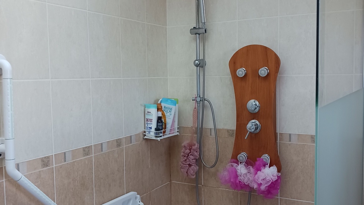 Photo of Bathroom in Reville