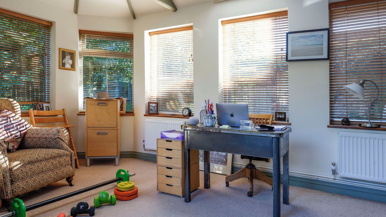 Photo of Livingroom in Blackford