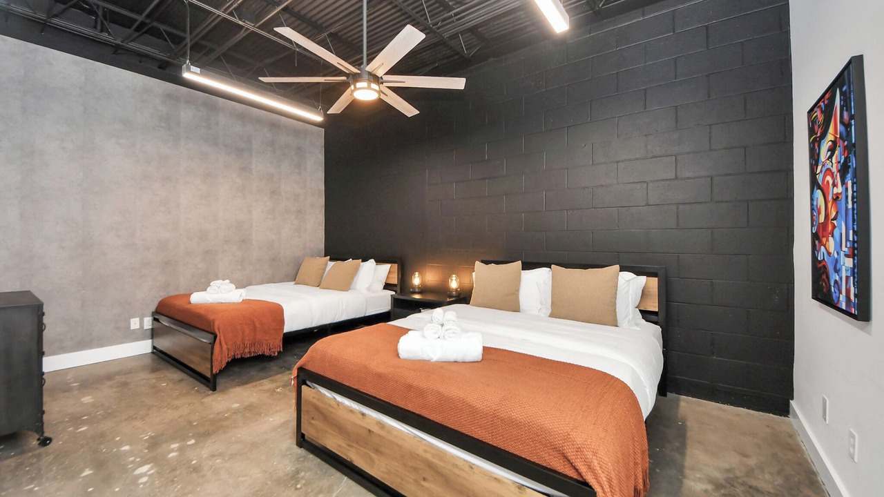 Photo of Bedroom in Midtown
