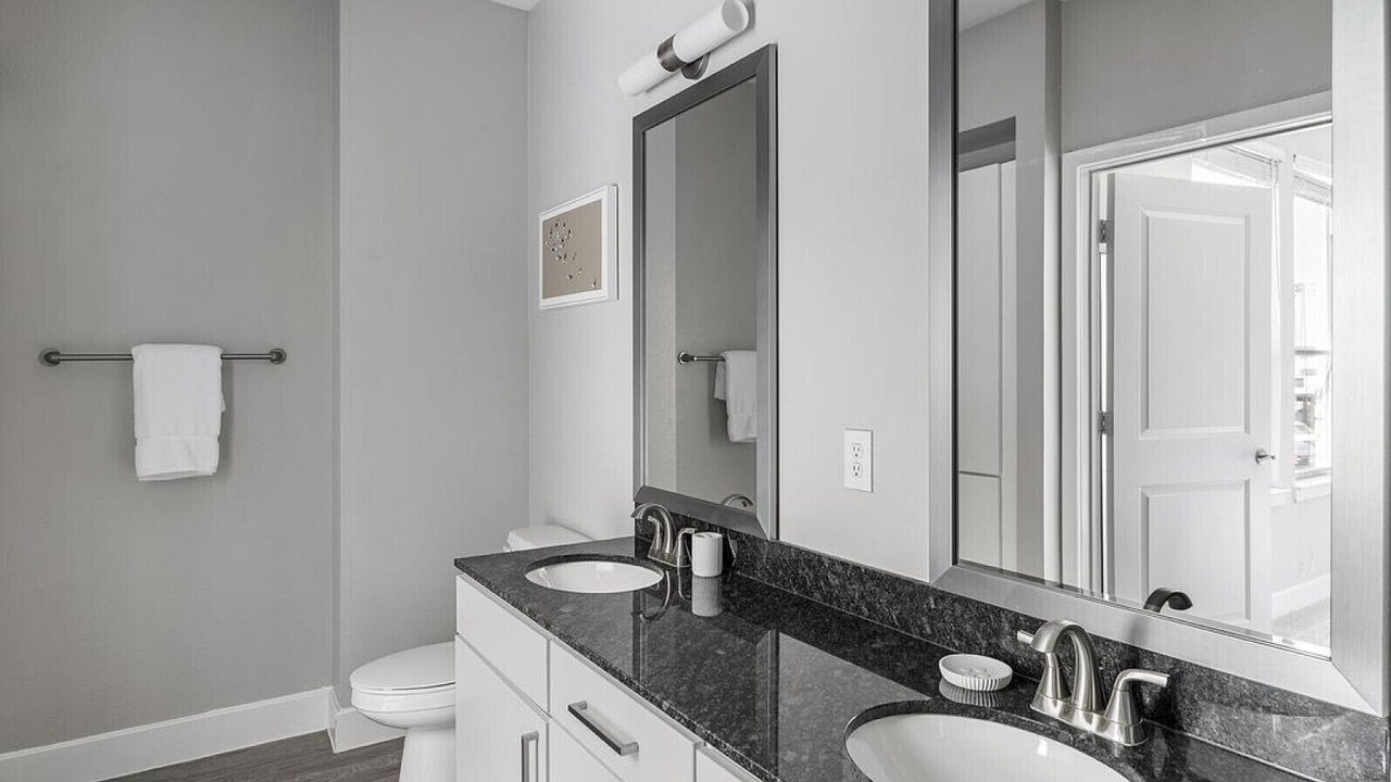 Photo of Bathroom in Allen