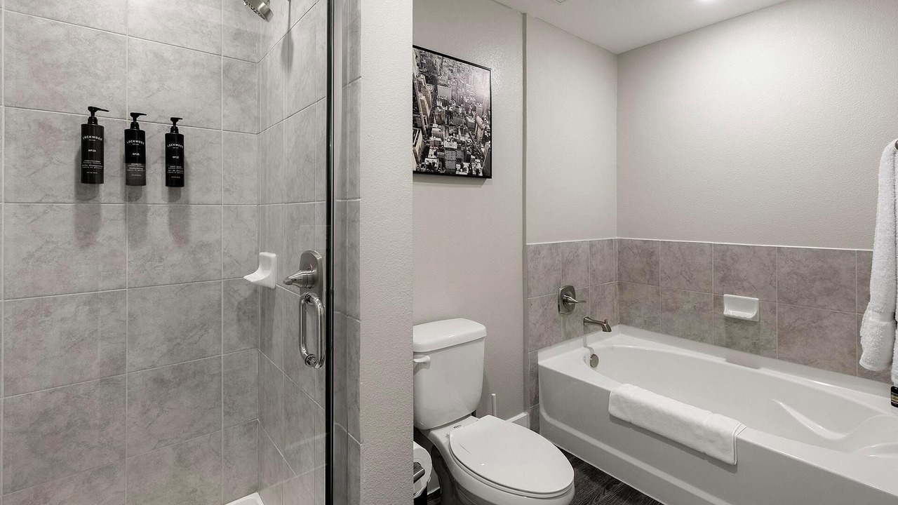 Photo of Bathroom in Allen