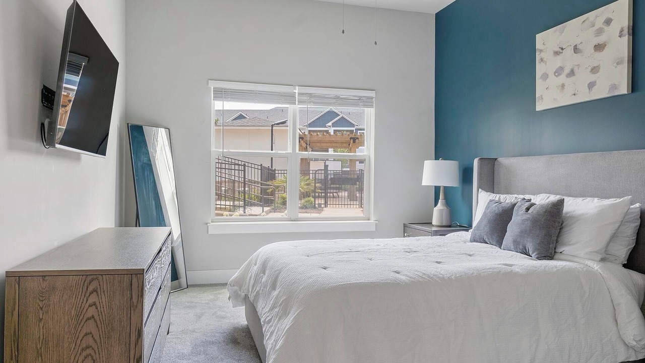 Photo of Bedroom in Town Center