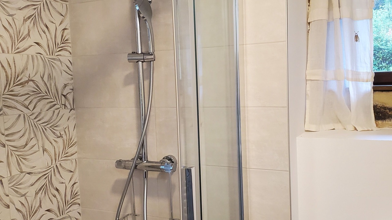 Photo of Bathroom in Saint-Fraimbault