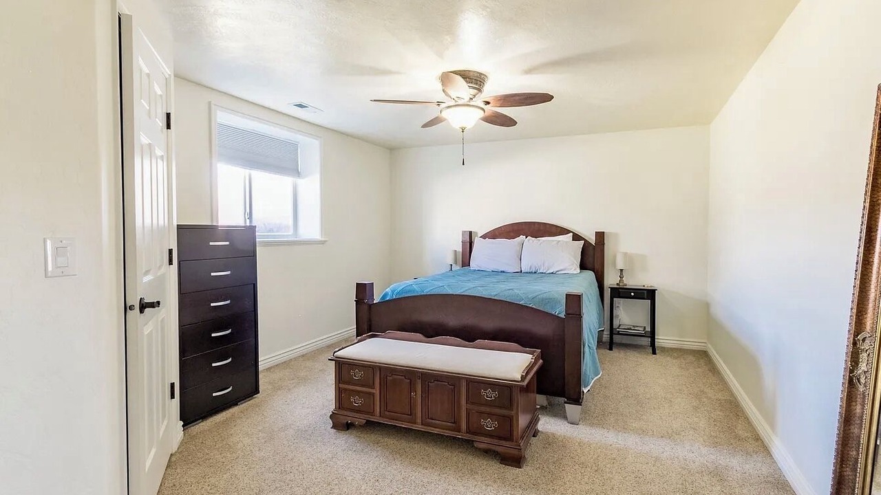 Photo of Bedroom in Maeser