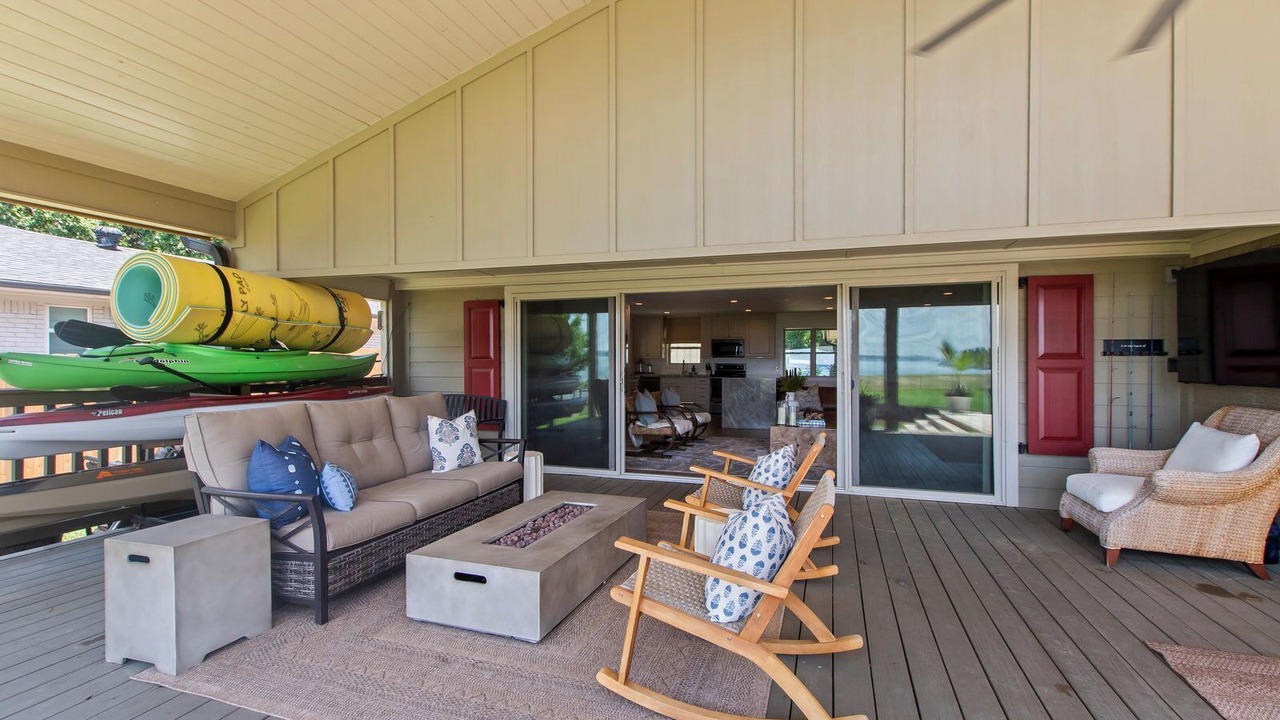 Photo of Patio Balcony in Gun Barrel City