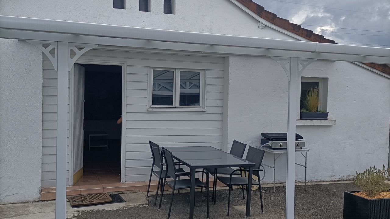 Photo of Outdoor in Ibos