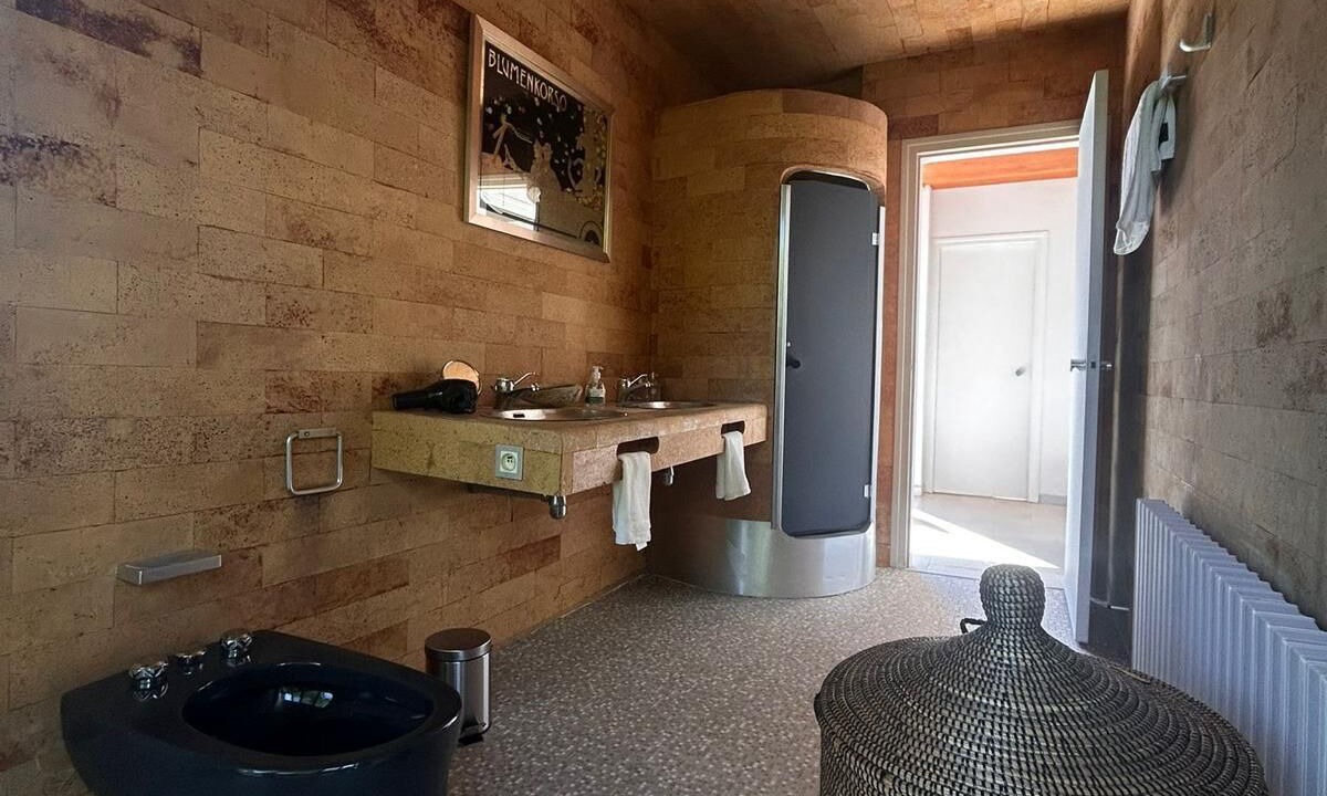 Photo of Bathroom in Manneville-sur-Risle