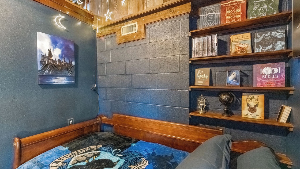 Photo of Bedroom in Onalaska