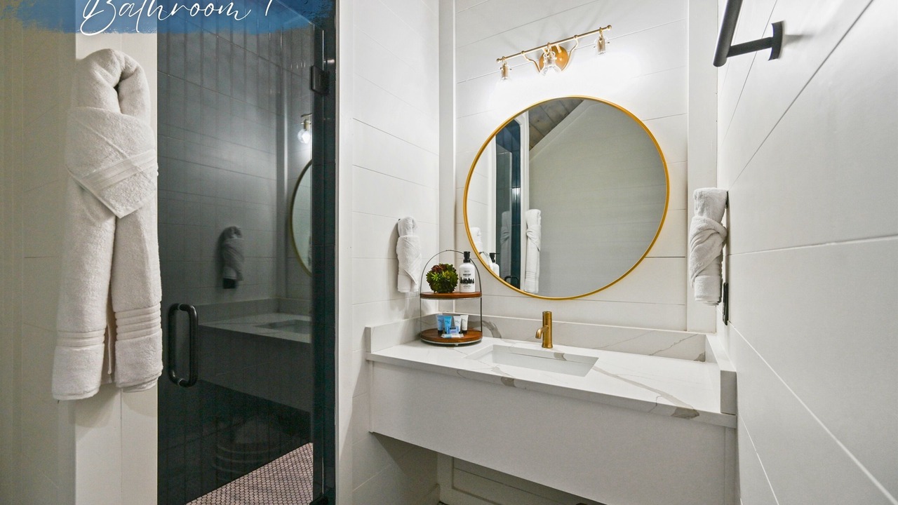 Photo of Bathroom in Broken Bow