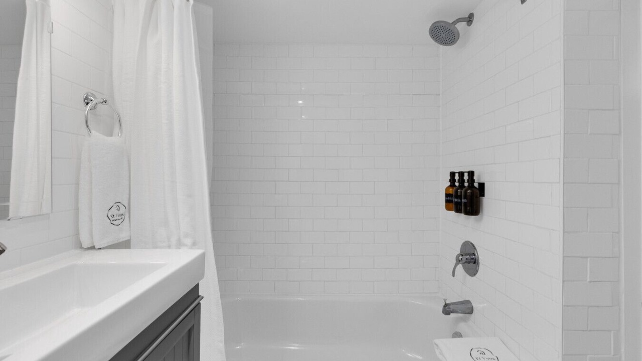 Photo of Bathroom in Milton Park