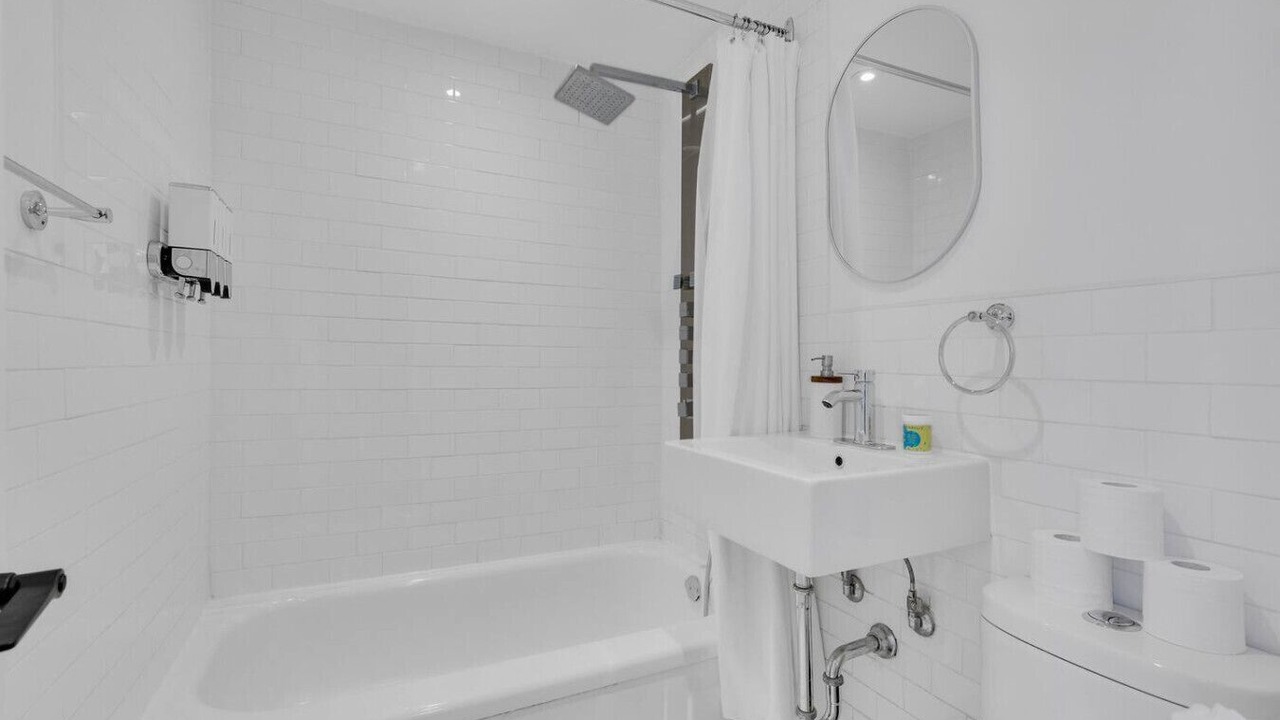 Photo of Bathroom in Milton Park