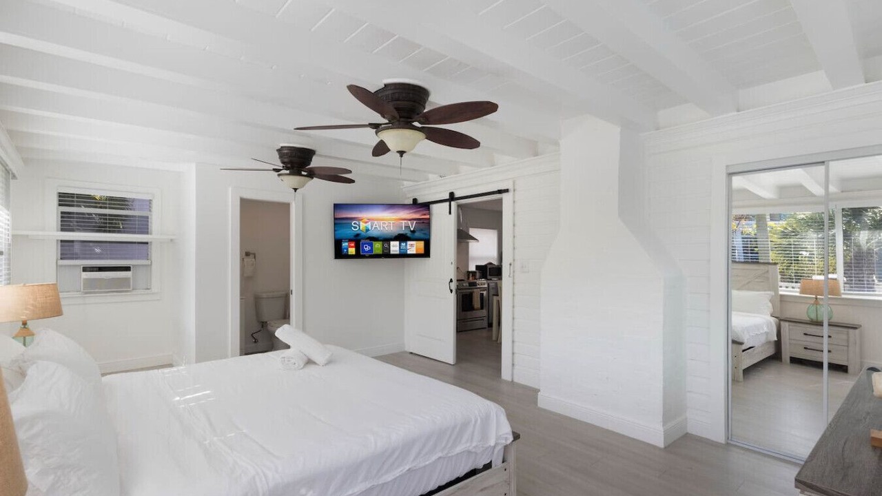 Photo of Bedroom in Pineapple Grove Arts District
