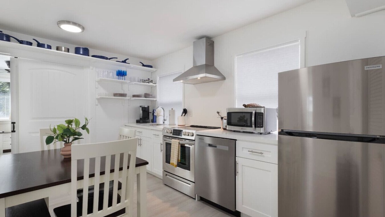 Photo of Kitchen in Pineapple Grove Arts District