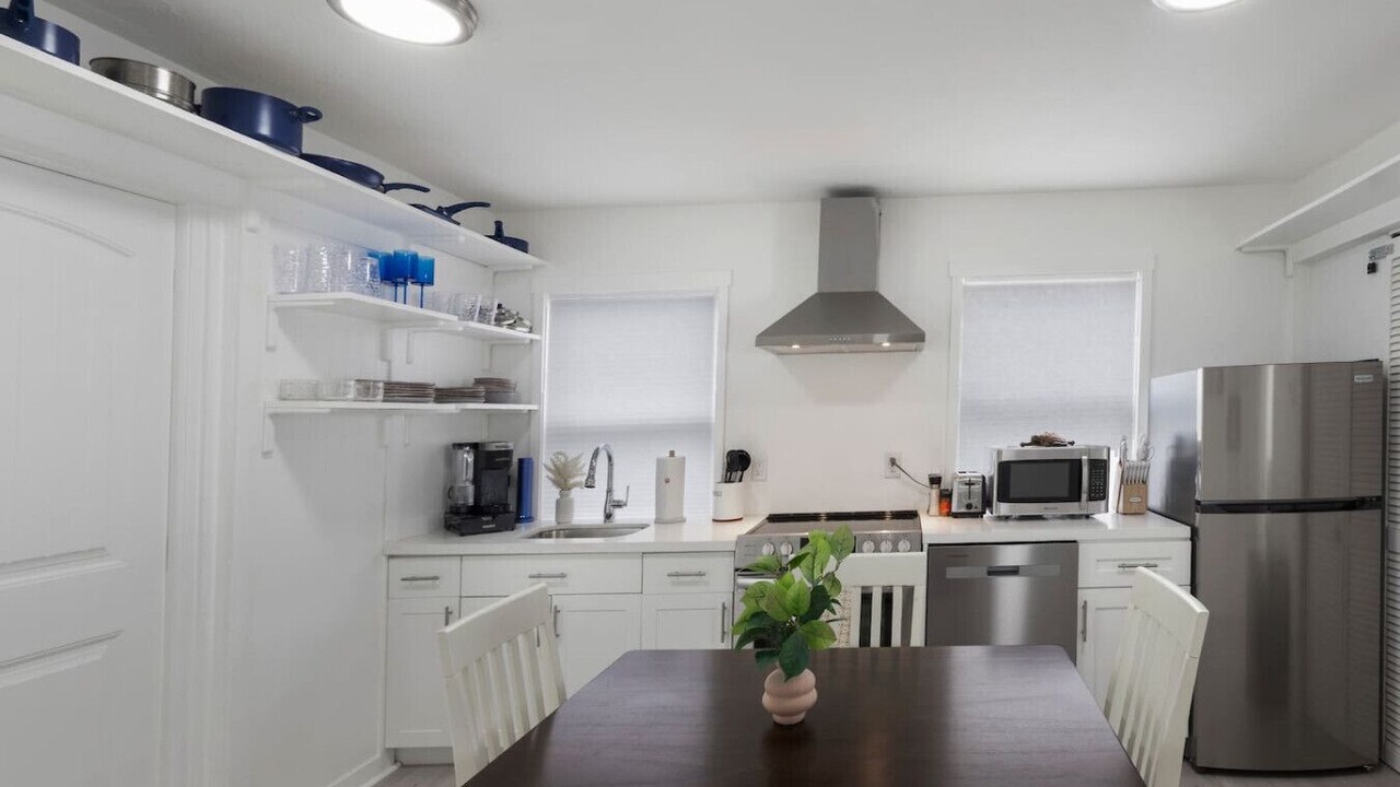 Photo of Kitchen in Pineapple Grove Arts District