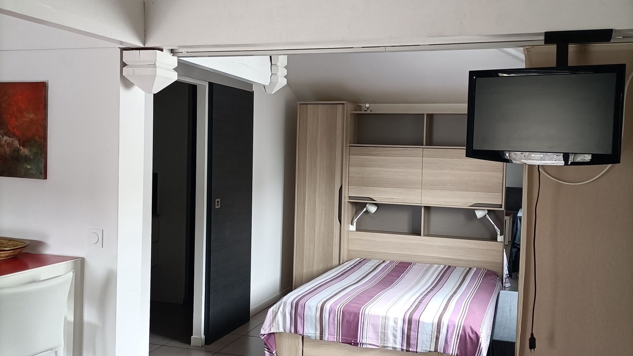 Photo of Bedroom in Ibos