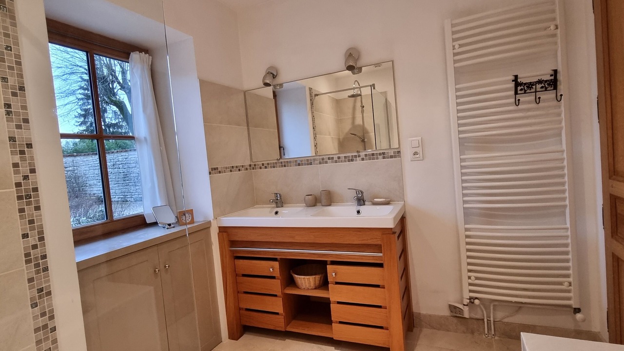 Photo of Bathroom in Bissey-la-Cote