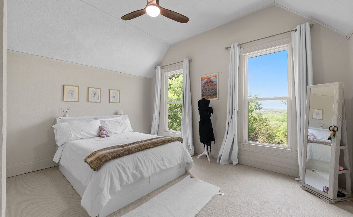 Photo of Bedroom in Valley Mills