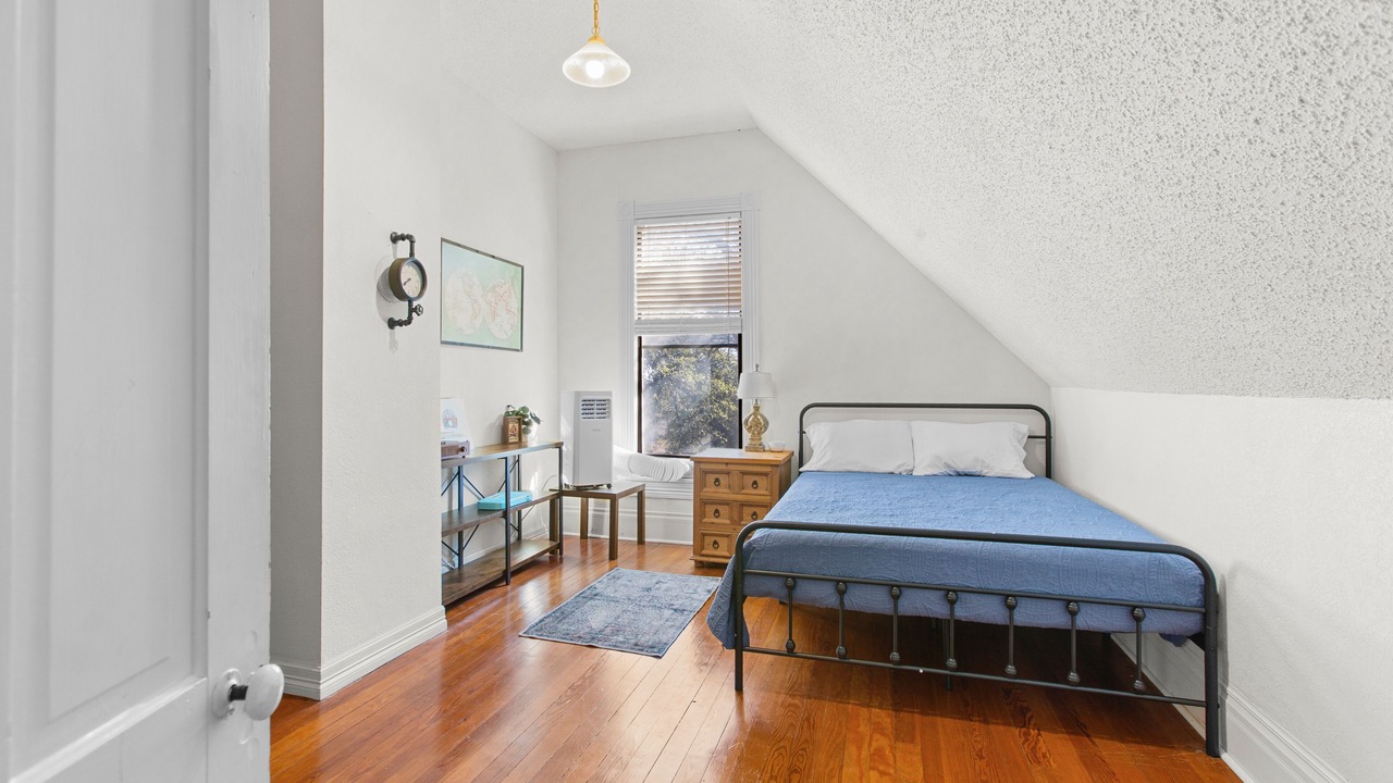 Photo of Bedroom in Valley Mills