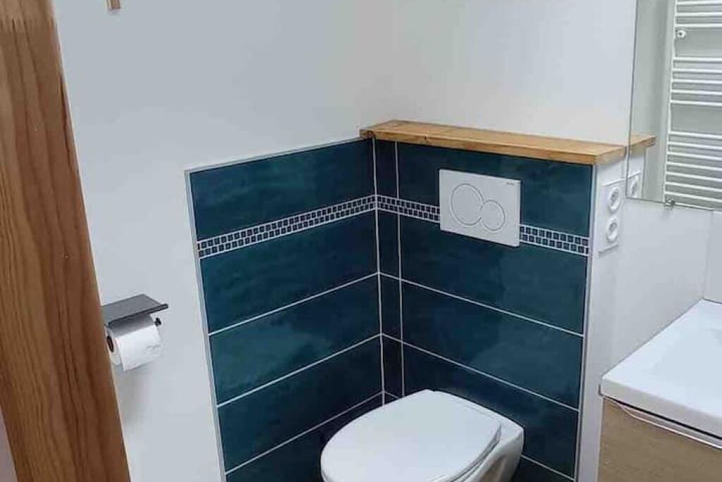 Photo of Bathroom in Plougonven