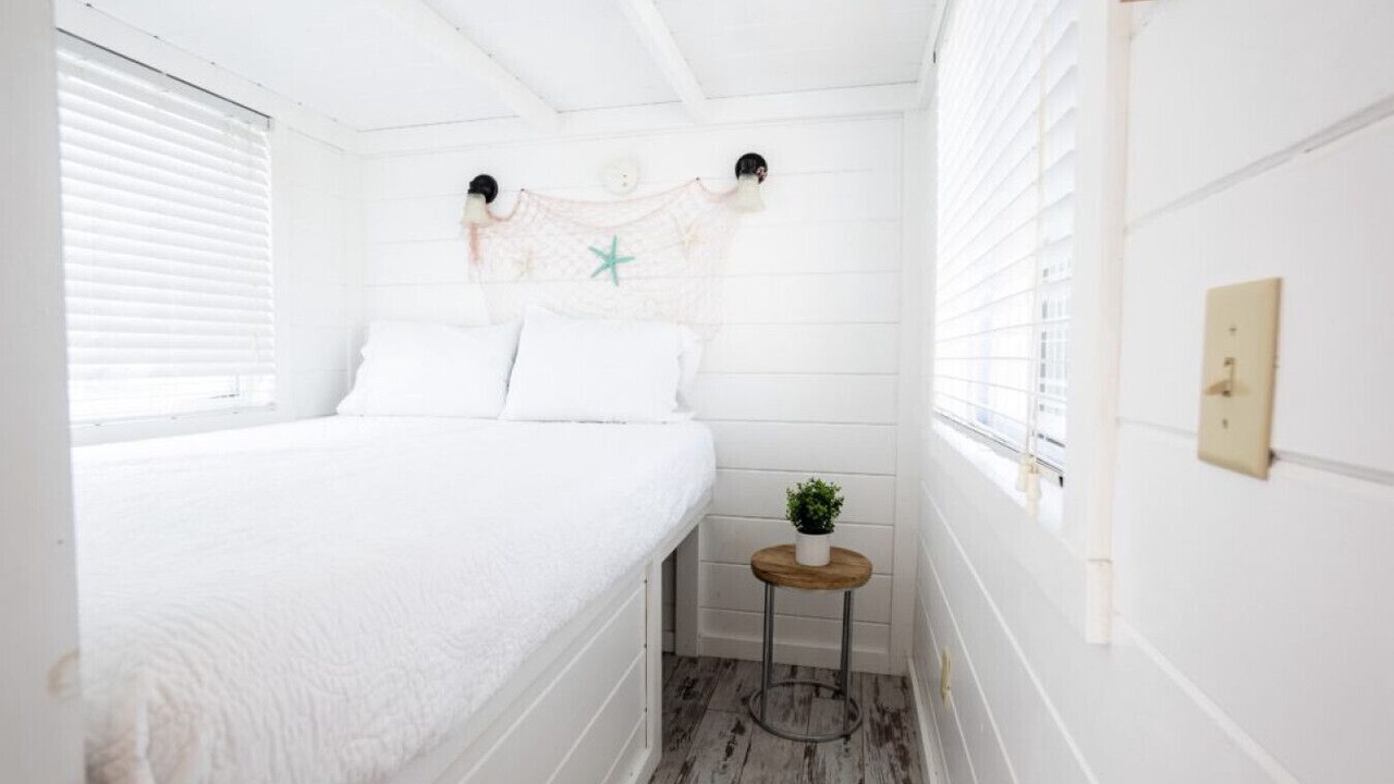 Photo of Bedroom in Matlacha