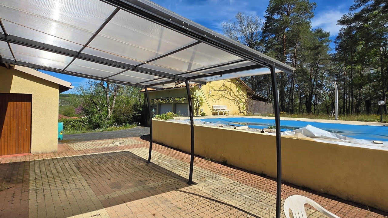 Photo of Patio Balcony in Aubas