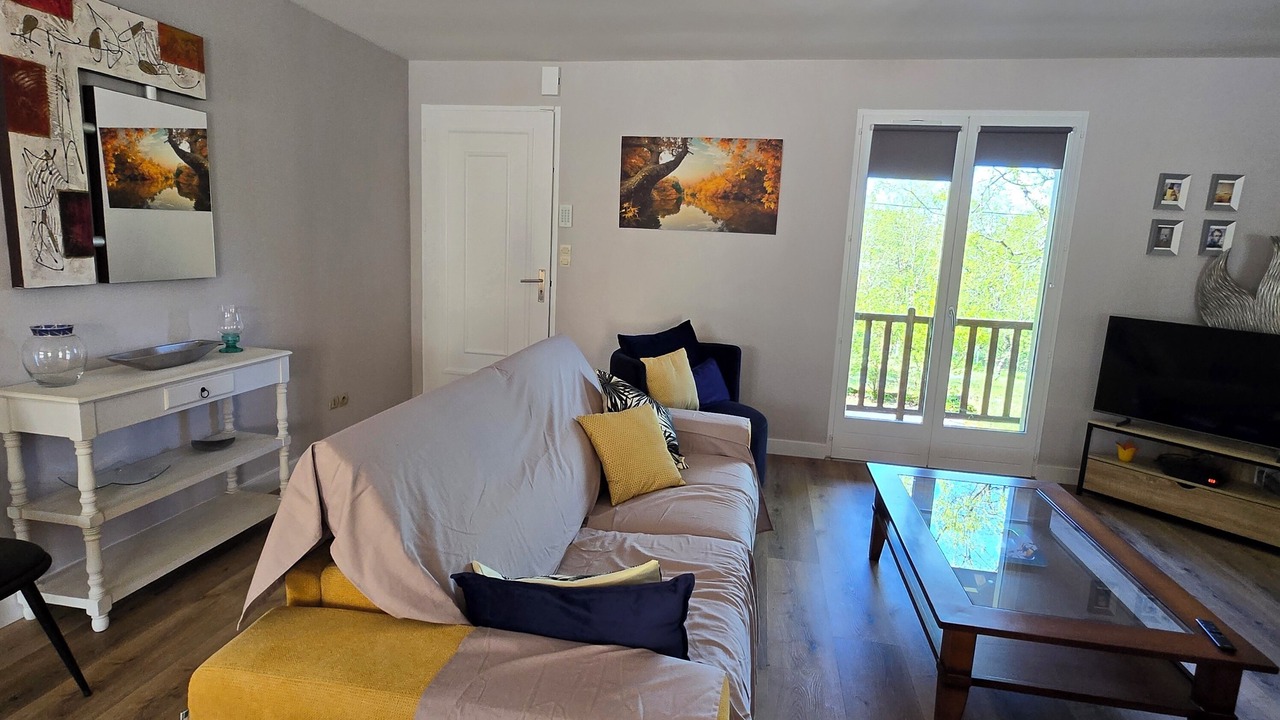 Photo of Livingroom in Aubas