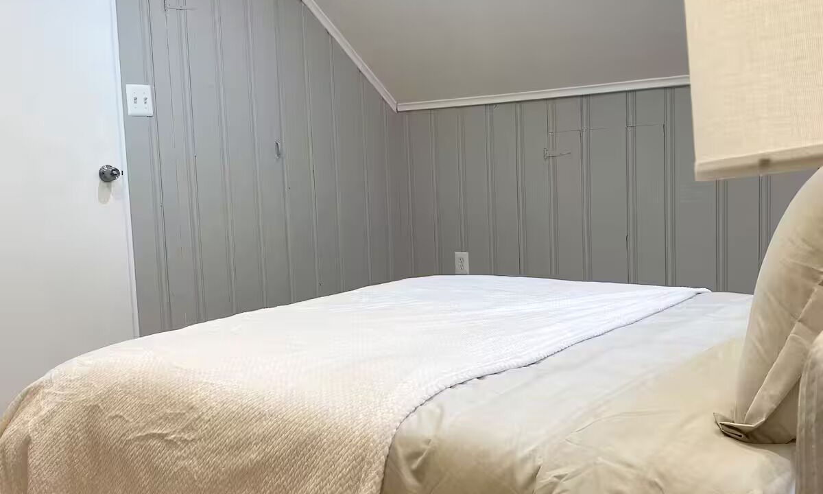 Photo of Bedroom in Rockville
