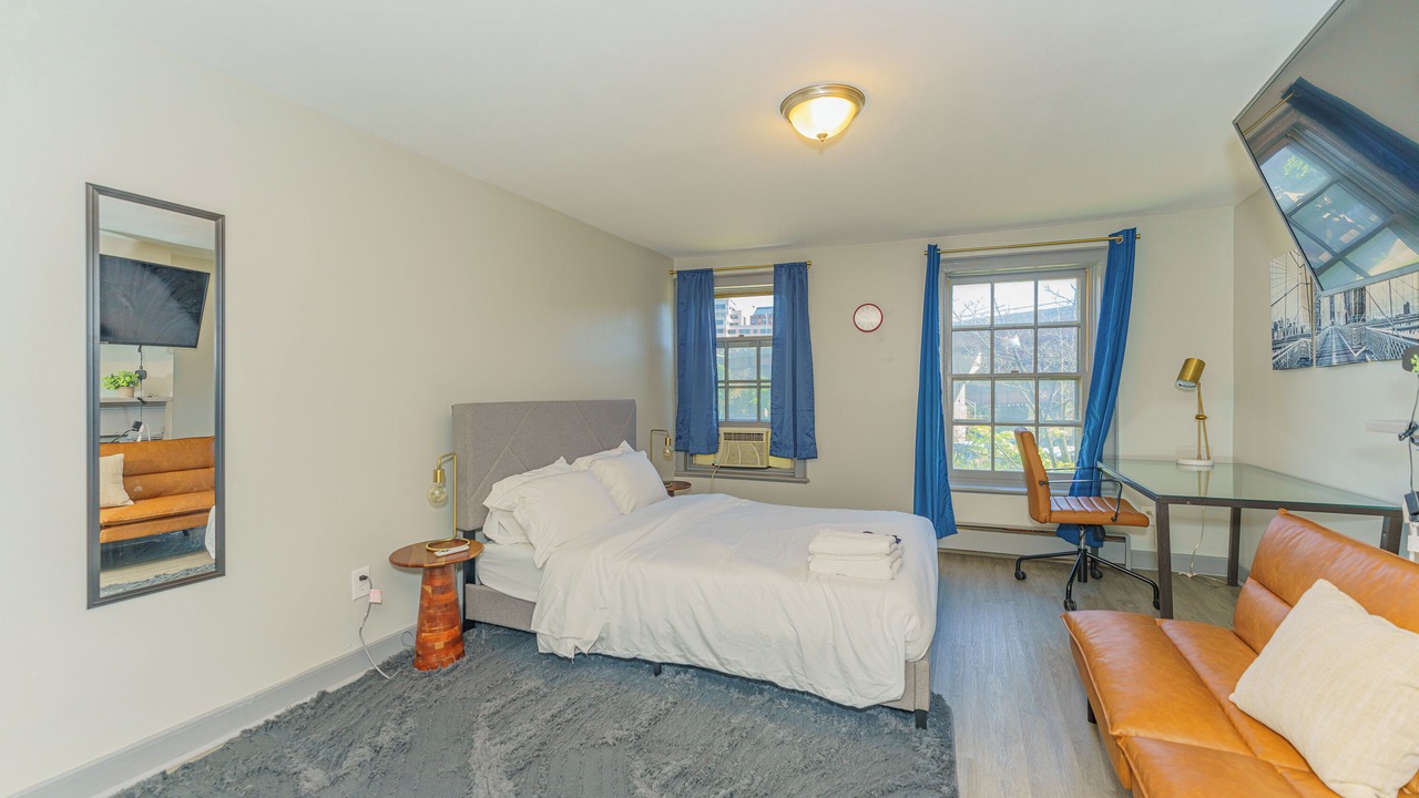 Photo of Bedroom in Albany