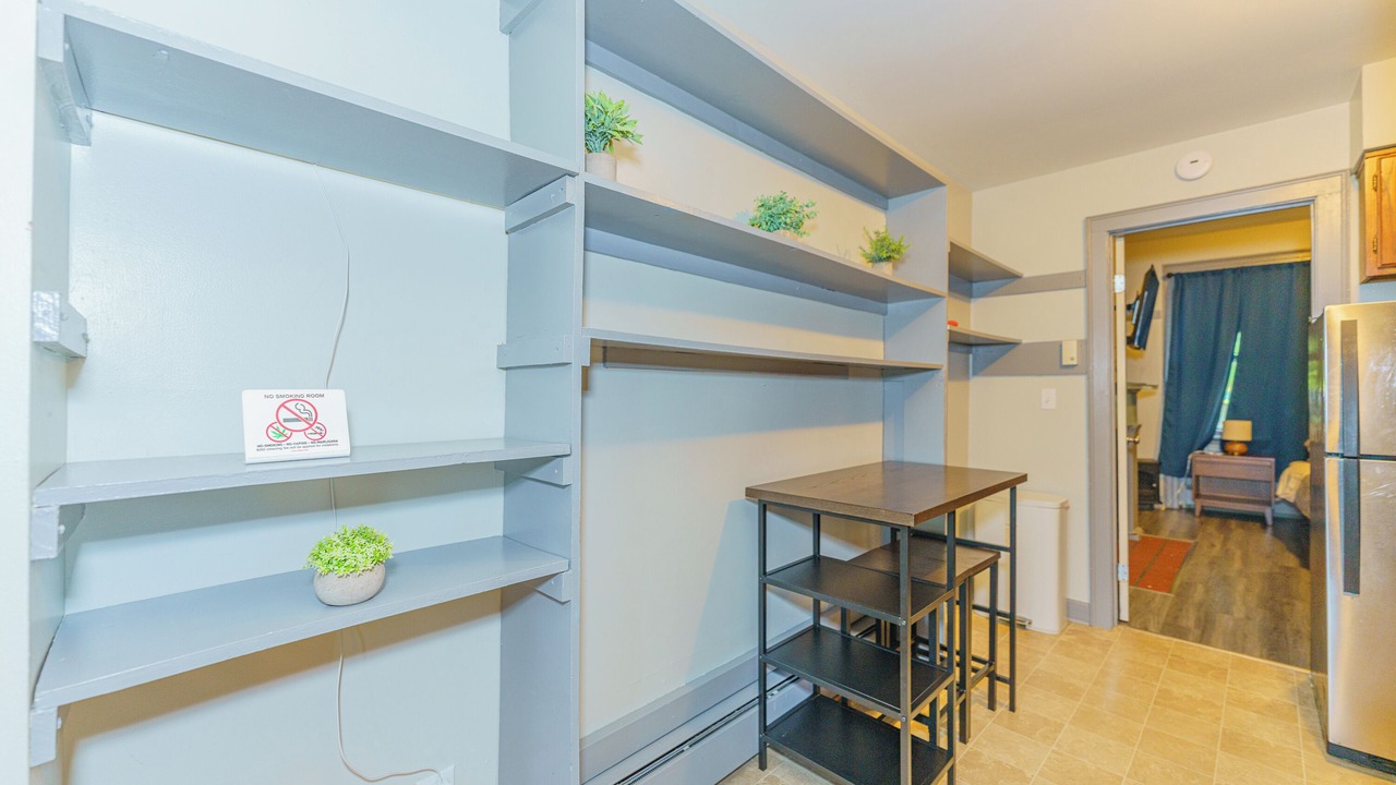 Photo of Others in Albany