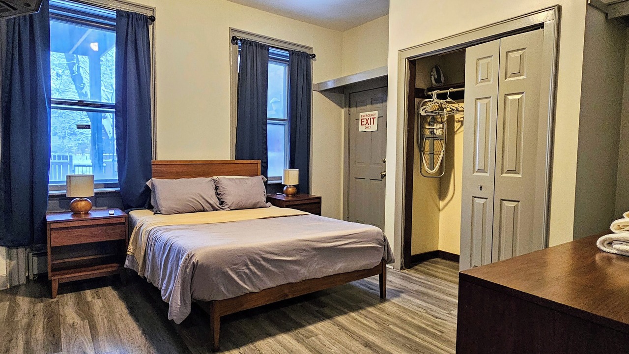 Photo of Bedroom in Albany