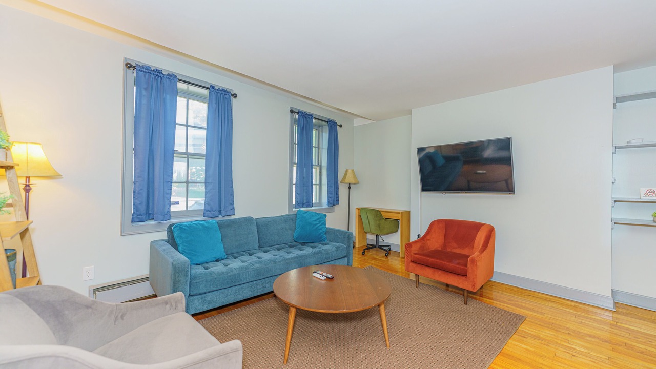 Photo of Livingroom in Albany