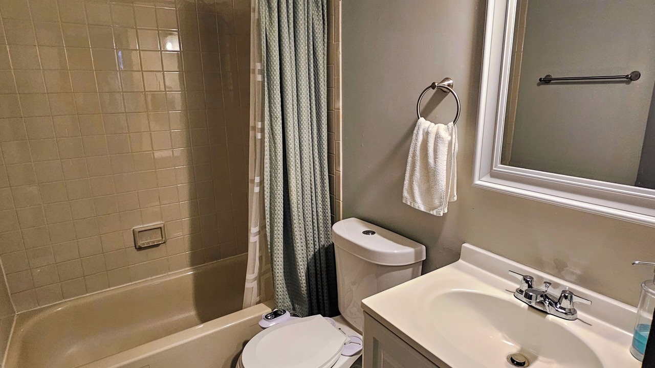 Photo of Bathroom in Albany