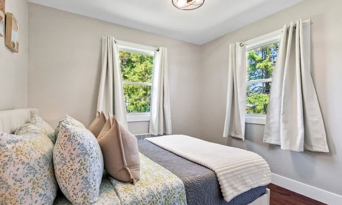 Photo of Others in Stratford