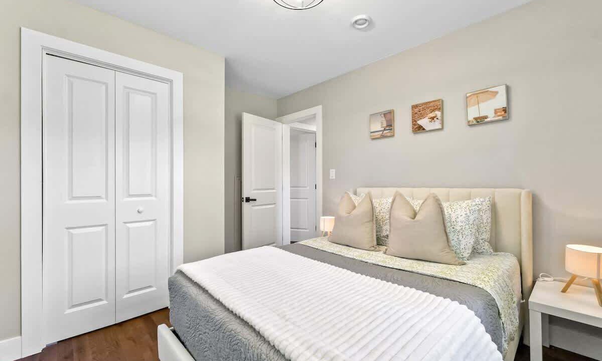 Photo of Others in Stratford