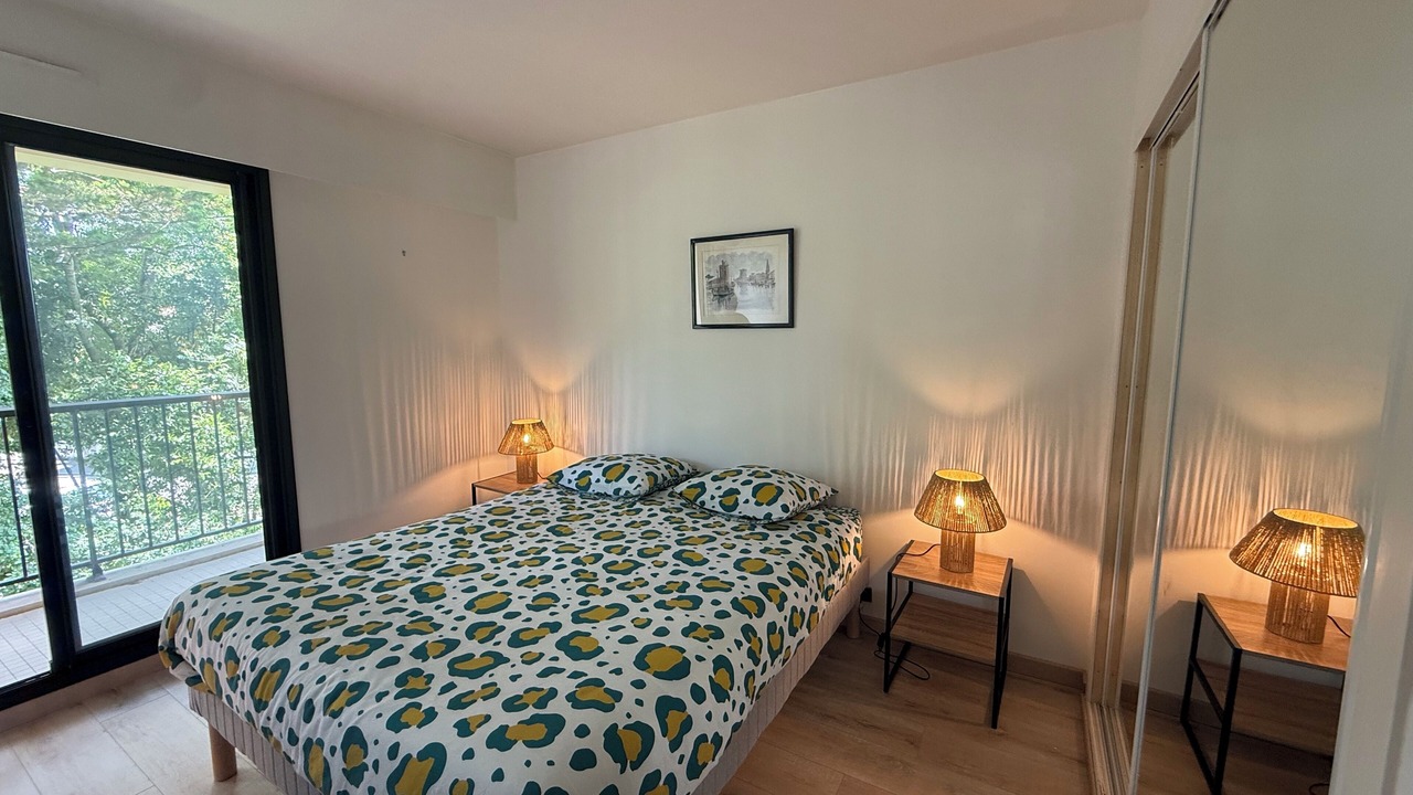 Photo of Bedroom in Bayonne