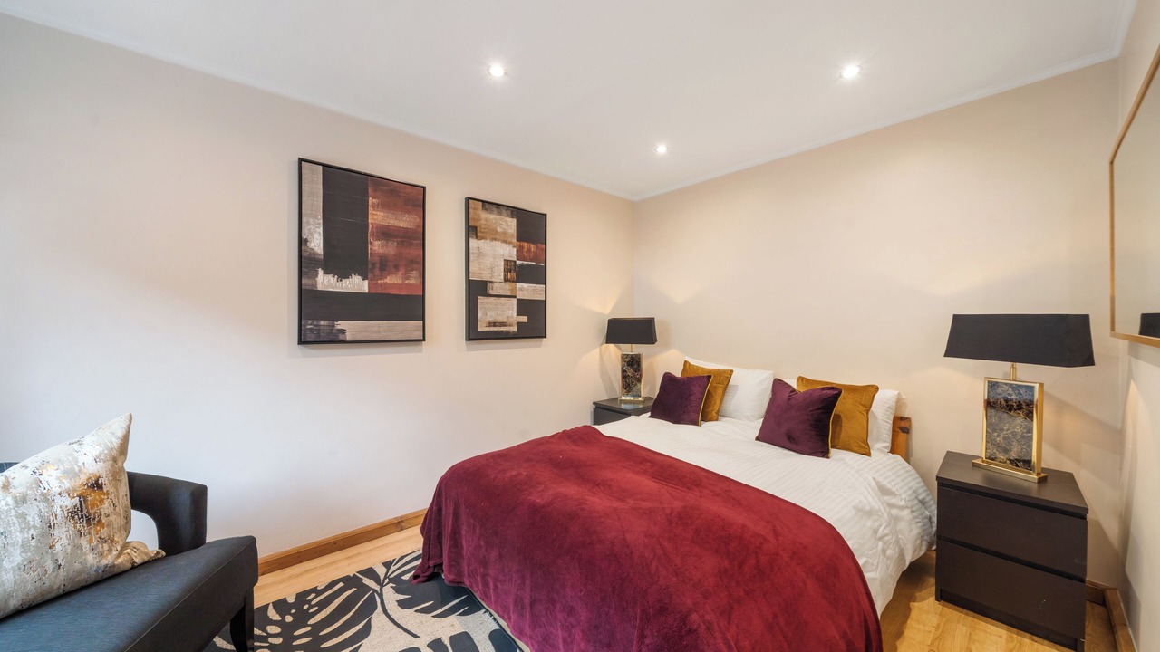 Photo of Bedroom in Hobbayne