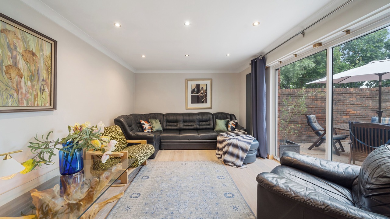 Photo of Livingroom in Hobbayne