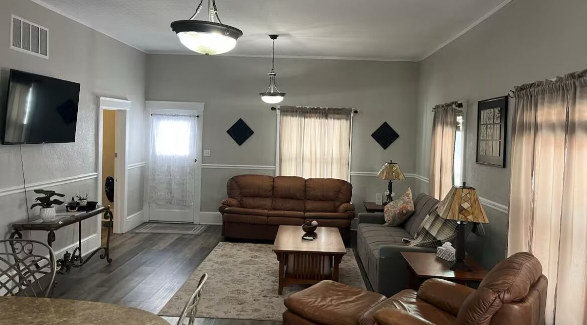 Photo of Livingroom in Valentine