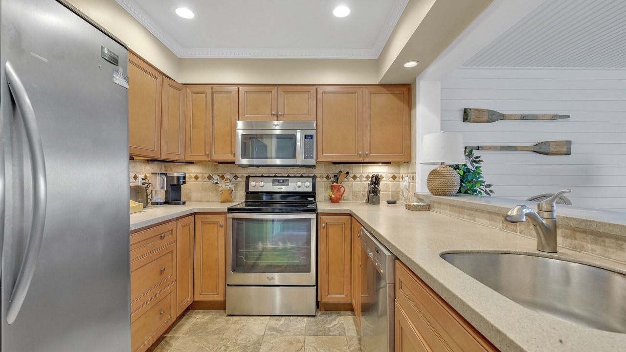 Photo of Kitchen in Heron Harbour Isle