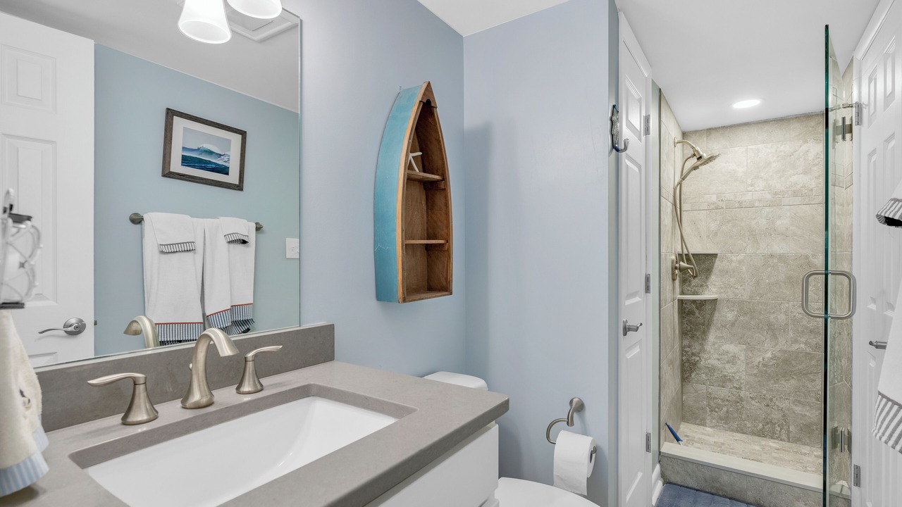 Photo of Bathroom in Heron Harbour Isle